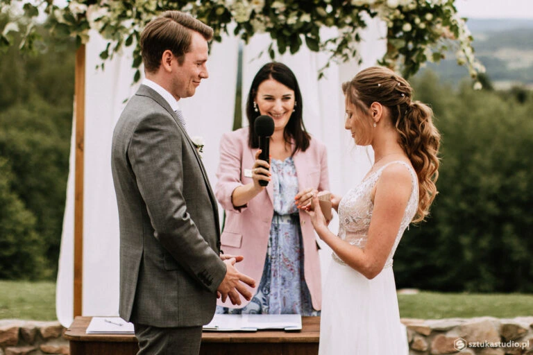 Image from gallery 12